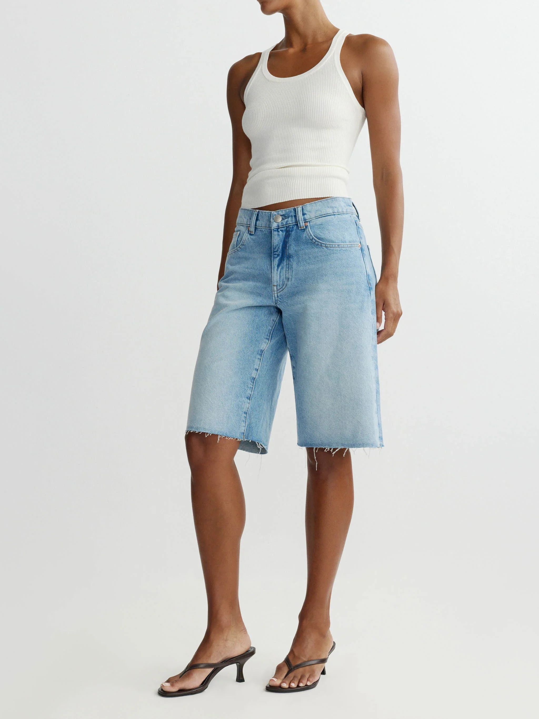 Abby Relaxed Jean Short Low Rise - Image 2