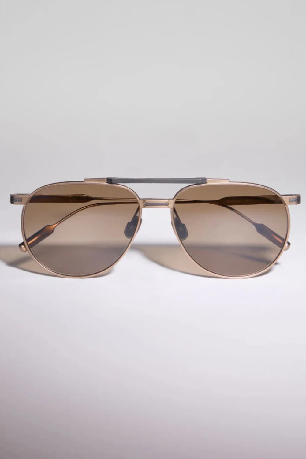 Aviator Titanium Sunglasses Antique Gold-Hazelnut