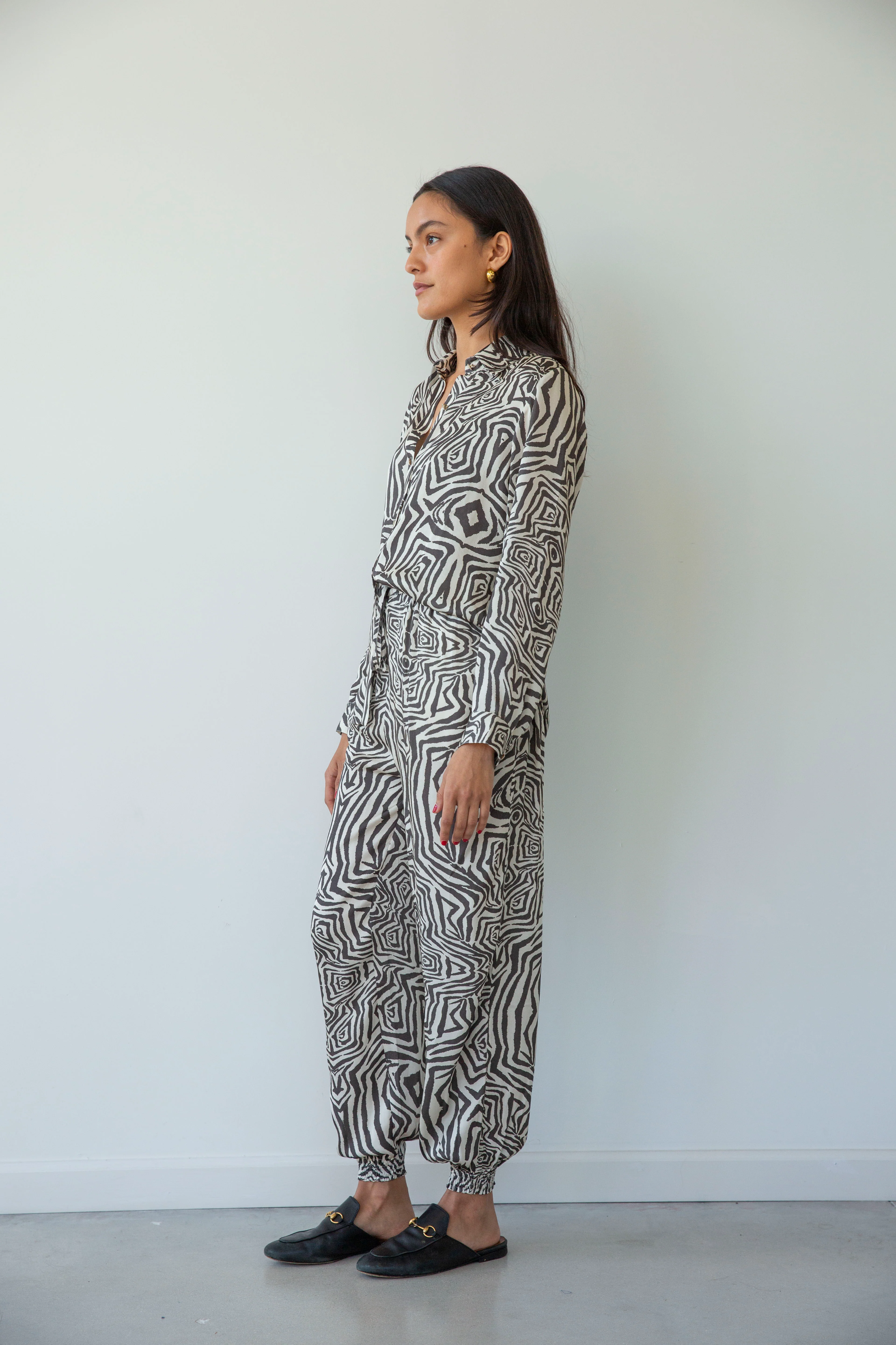Carmen Shirt Zebra Black Cream (Final Sale) - Image 2