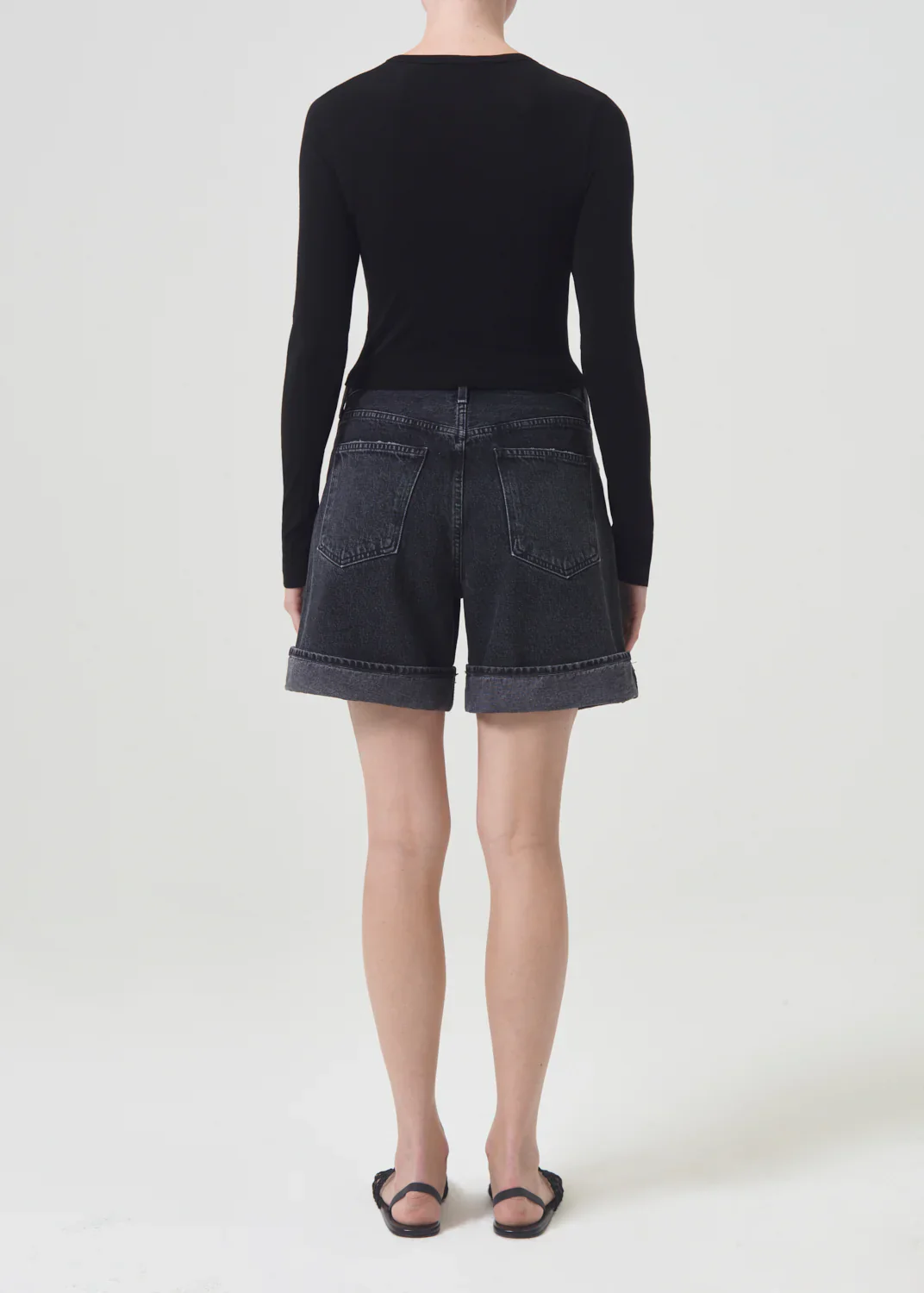 Dame Short Bewitched - Image 3