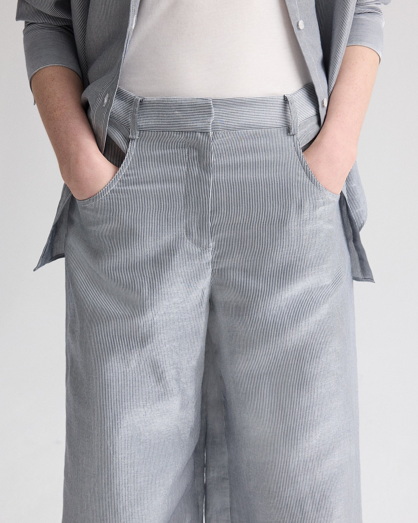 Dillon Pant in Glossy Mini Stripe White/ Blue - Image 5