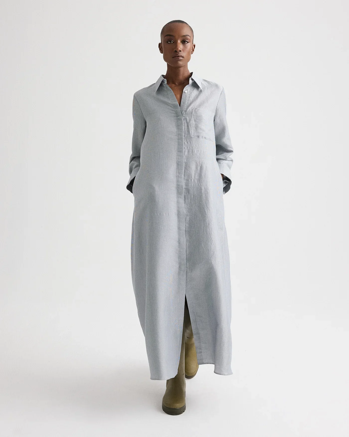 Jenny's Gown in Glossy Mini Stripe White/ Blue - Image 3