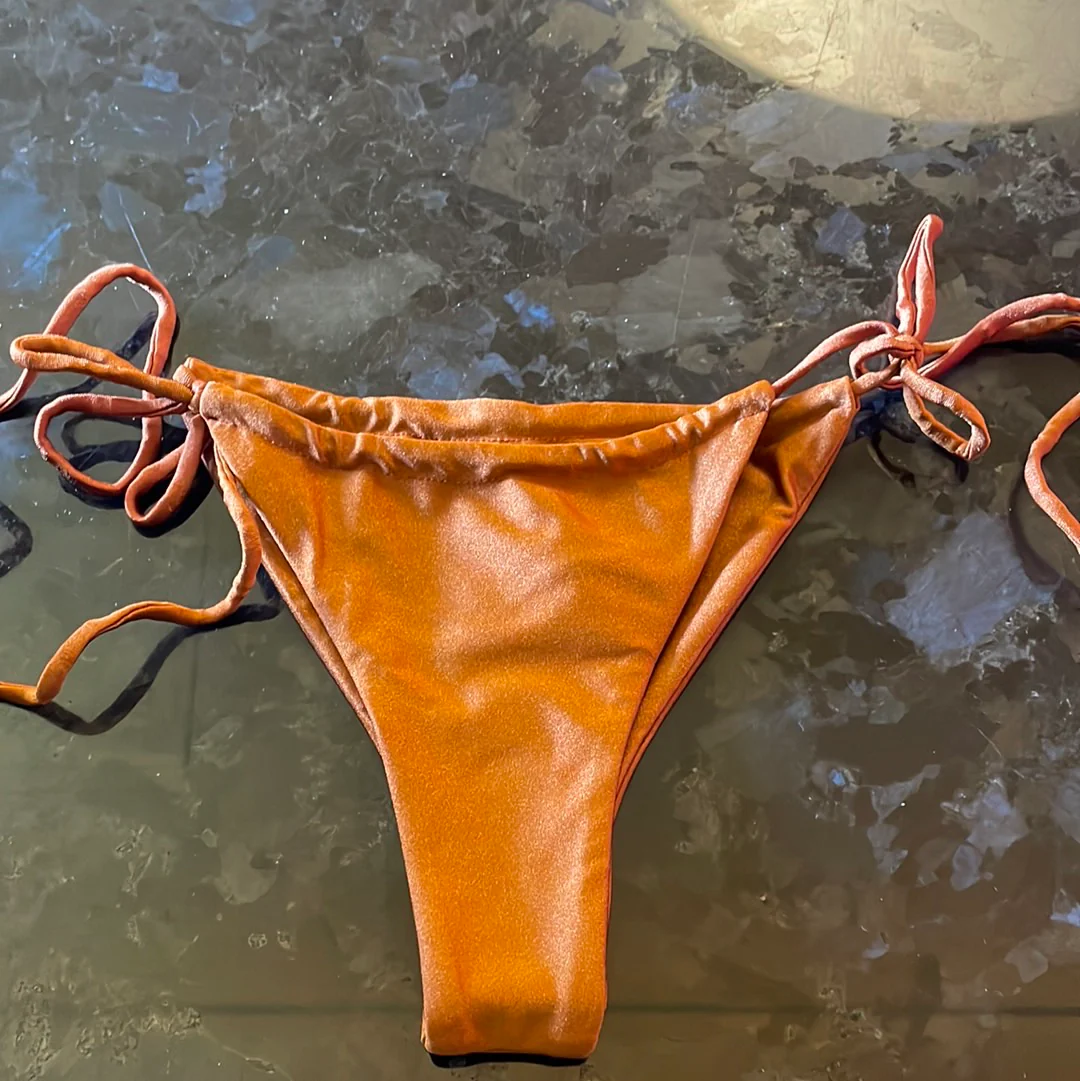 Lana Bottom (Final Sale)