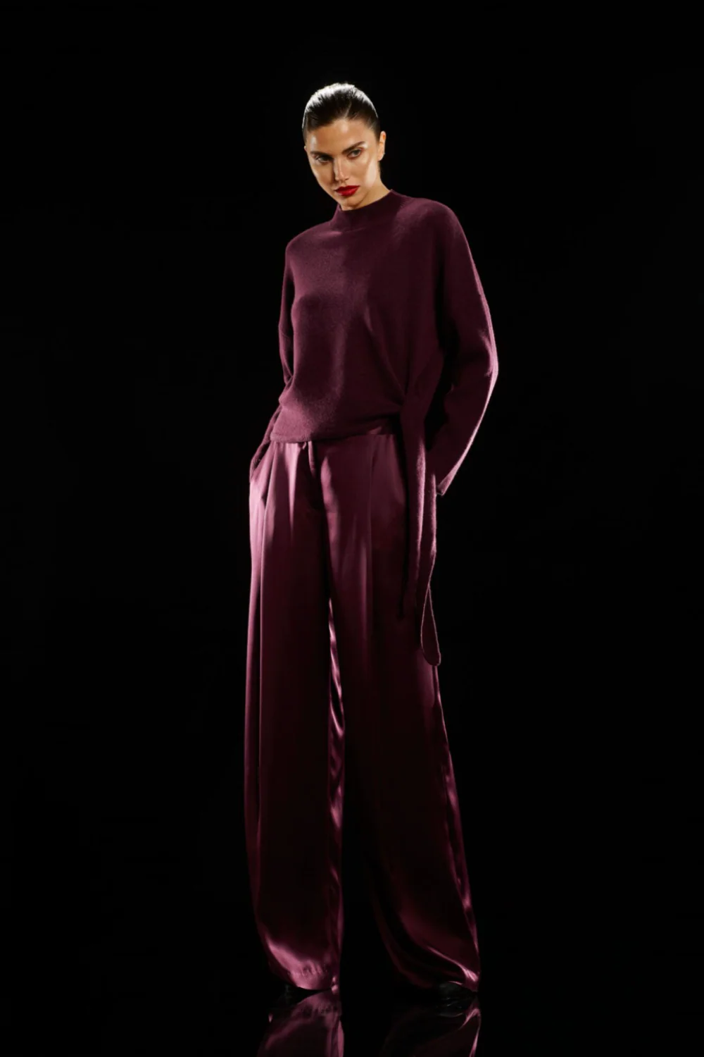 Sweater w. Side Tie Merlot