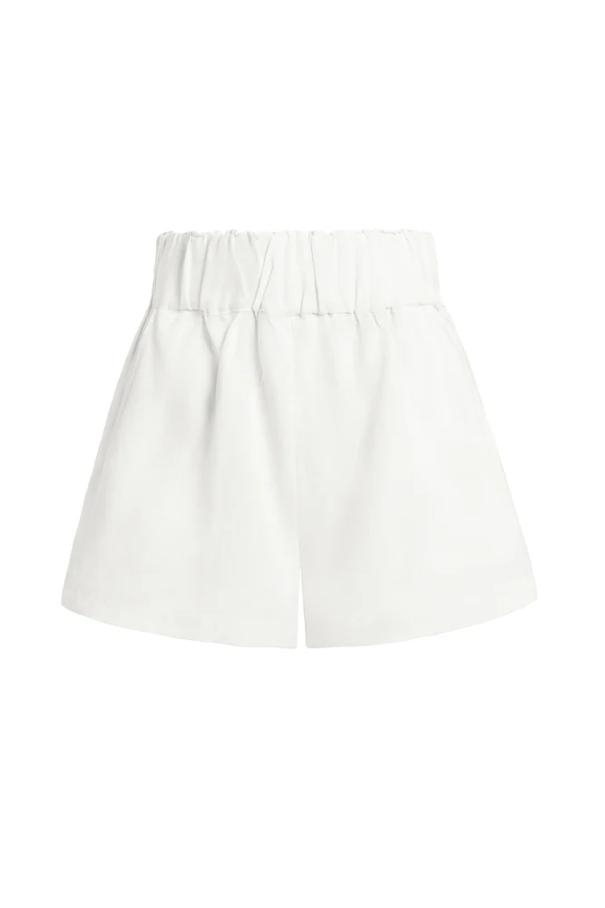 Universal Short White - Image 2