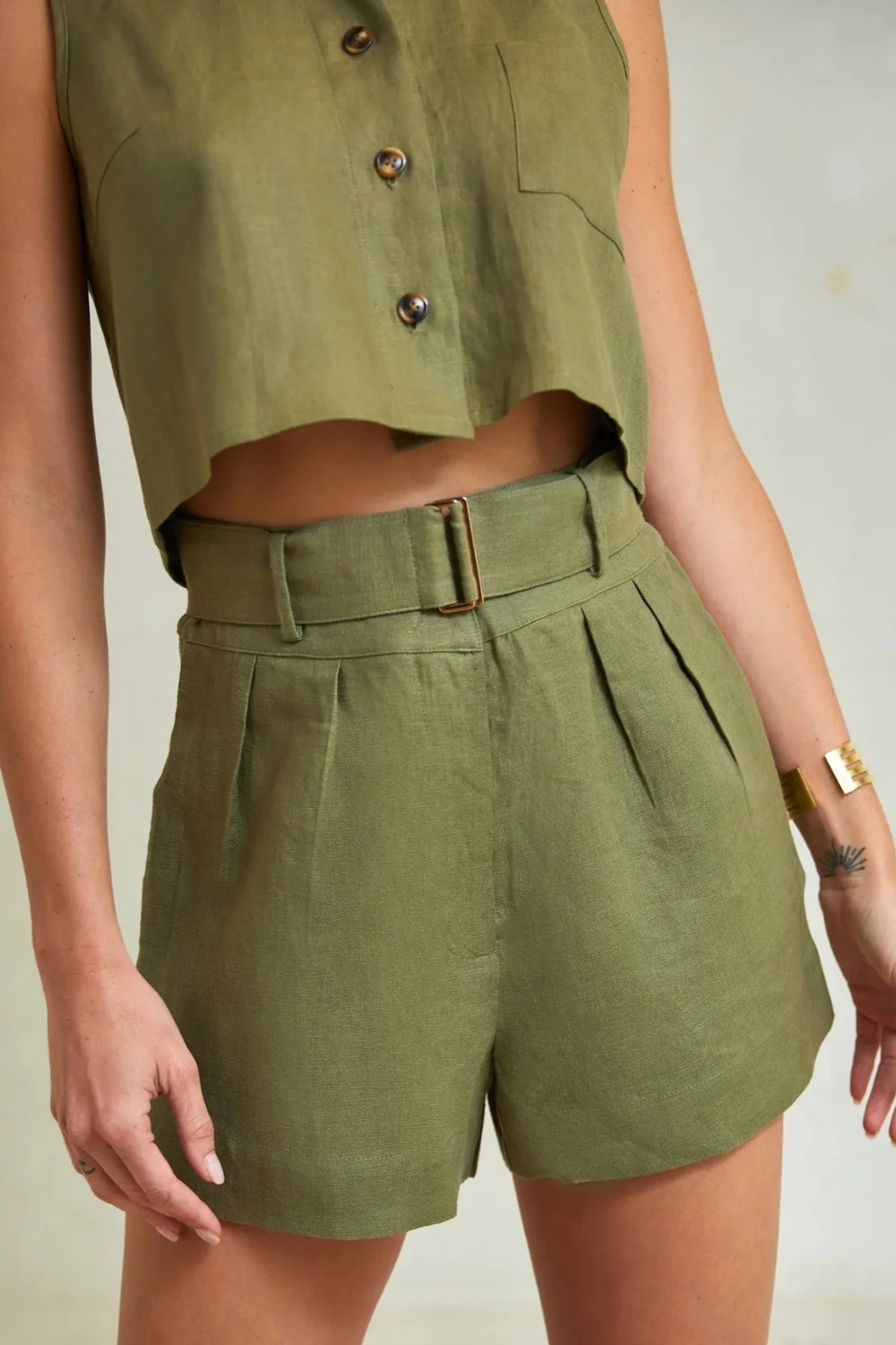 Zinna Short Olive (Final Sale)
